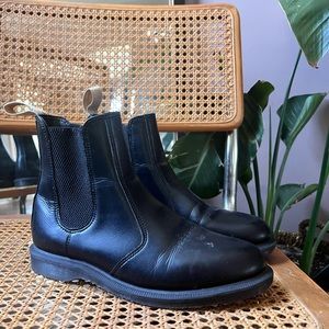 Doc Marten Chelsea boots